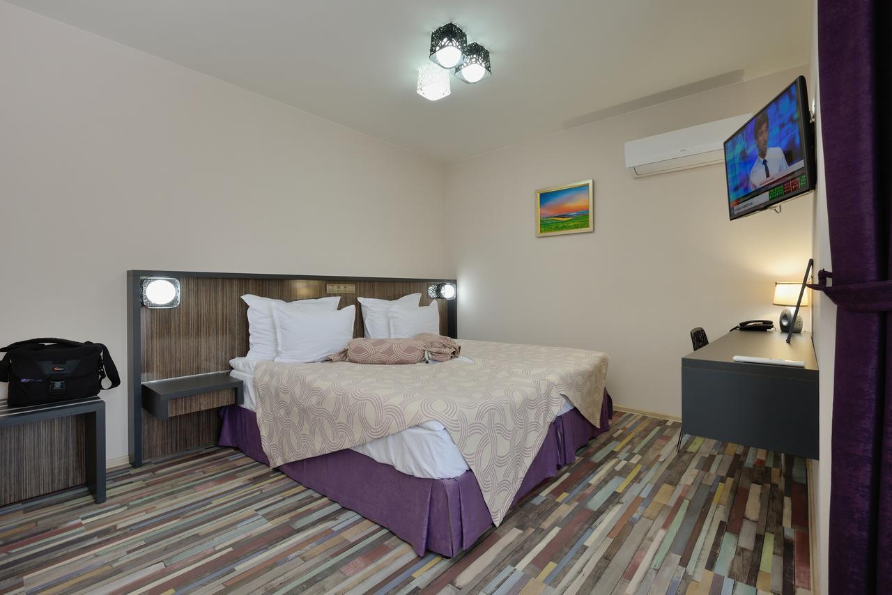 Hotel Hello Hissar Hiszarja Kültér fotó
